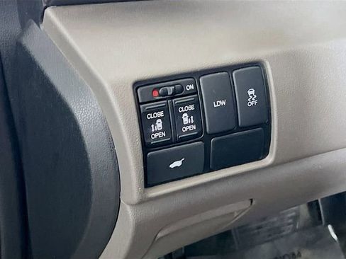 Used 2016 Honda Odyssey EX-L image 10