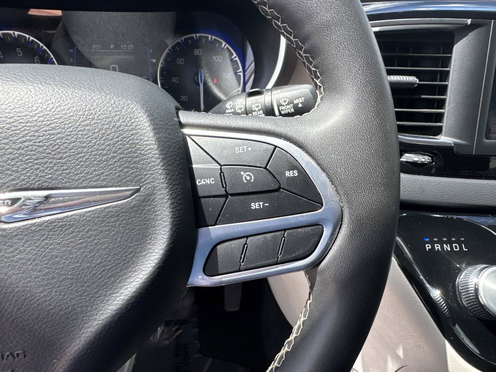 Used 2023 Chrysler Voyager LX FWD image 24