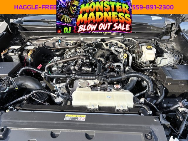 Used 2025 Toyota Tacoma SR5 AWD/4WD image 27