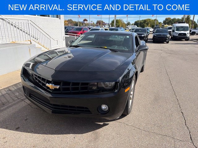 Used 2013 Chevrolet Camaro LT RWD image 1