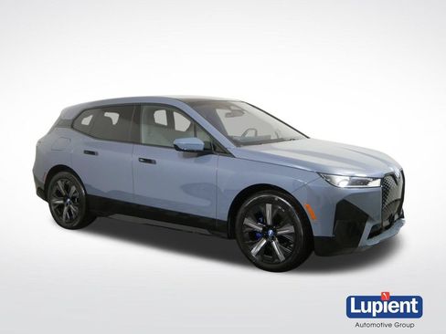 Used 2024 BMW iX xDrive50 w/ Sport Package AWD/4WD image 1