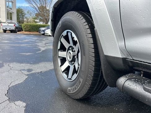 Used 2018 Toyota 4Runner TRD Off-Road Premium image 11