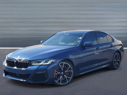 Used 2023 BMW M550i xDrive image 1