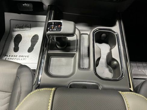 New 2026 Chevrolet Silverado 1500 ZR2 w/ Dark Appearance Package AWD/4WD image 19