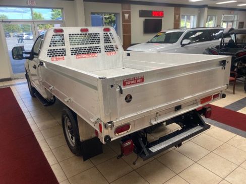 Used 2017 Ford F250 XL RWD image 2