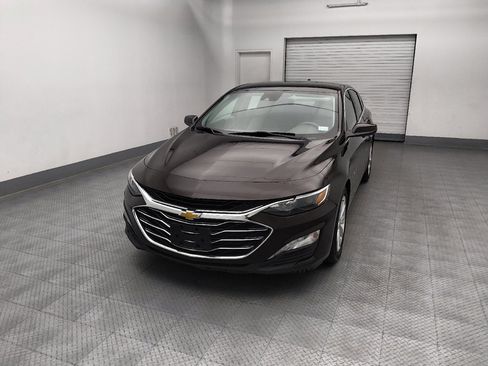 Used 2020 Chevrolet Malibu LT FWD image 15