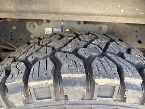 Used 2012 Ford F250 Lariat w/ Lariat Interior Pkg image 11