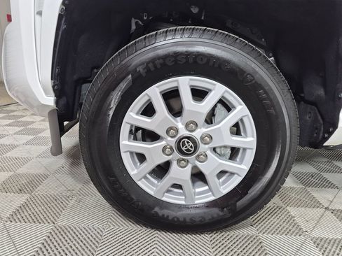 Used 2025 Toyota Tacoma SR5 RWD image 29
