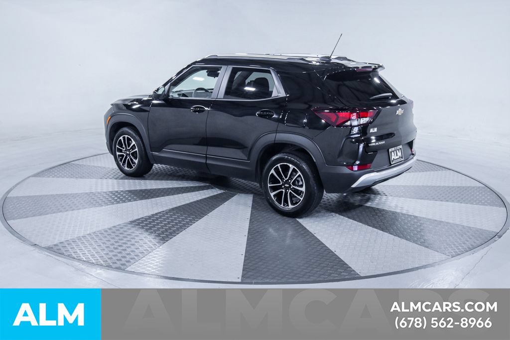Used 2025 Chevrolet TrailBlazer LT FWD image 7