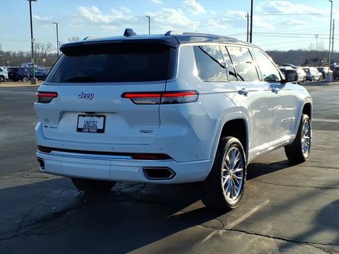 Used 2023 Jeep Grand Cherokee L Summit w/ Luxury Tech Group V image 29