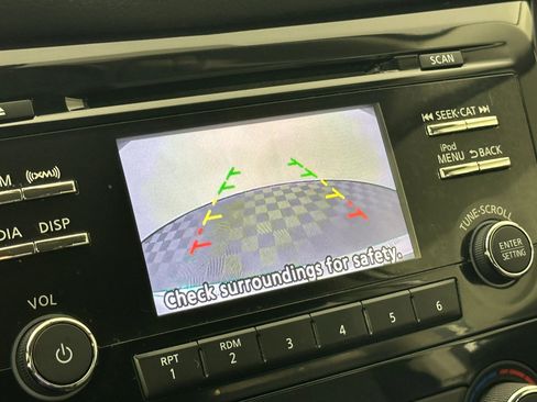 Used 2017 Nissan Rogue S w/ S Appearance Package image 40