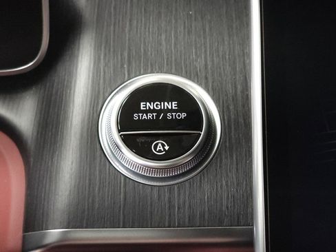 Used 2022 Mercedes-Benz S 500 4MATIC w/ Warmth & Comfort Package image 16