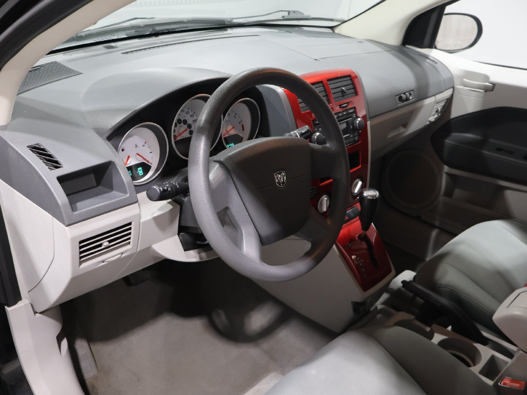 Used 2007 Dodge Caliber SXT FWD image 14