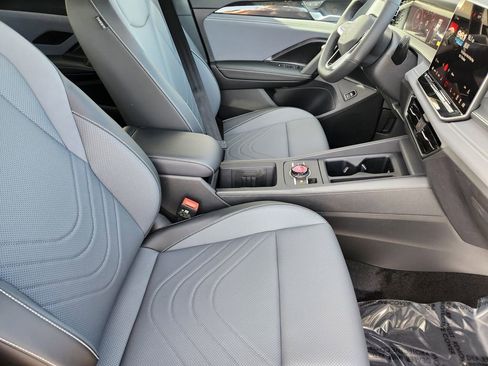 New 2026 Volkswagen Tiguan SE R-Line image 5