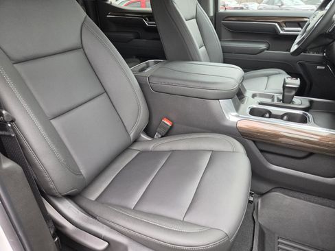 New 2026 Chevrolet Silverado 1500 LT Trail Boss w/ Convenience Package II AWD/4WD image 10