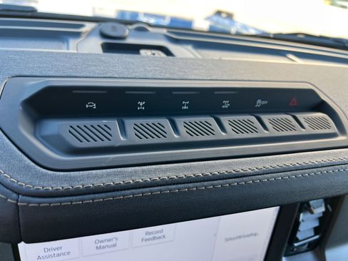 New 2025 Ford Bronco Badlands w/ Sasquatch Package image 35