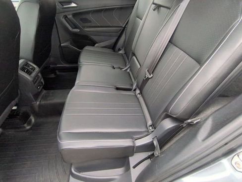 Used 2022 Volkswagen Tiguan SE R-Line AWD/4WD image 21