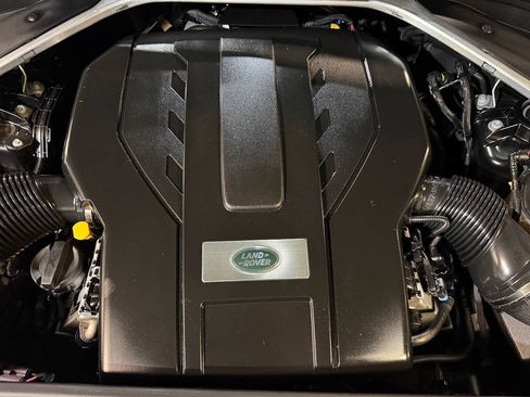 Used 2023 Land Rover Range Rover SE AWD/4WD image 22