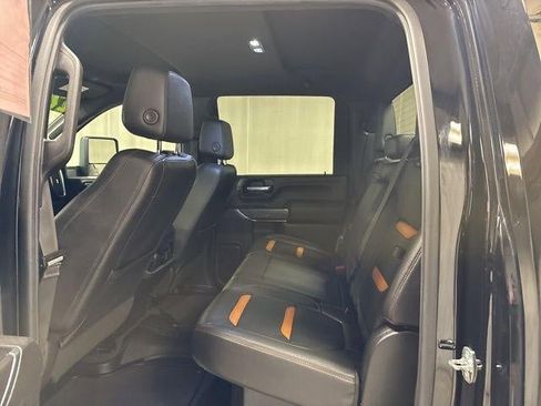 Used 2022 GMC Sierra 2500 AT4 w/ Gooseneck/5TH Wheel Package image 6
