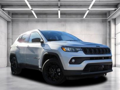 New 2026 Jeep Compass Latitude w/ Mopar Graphics Package