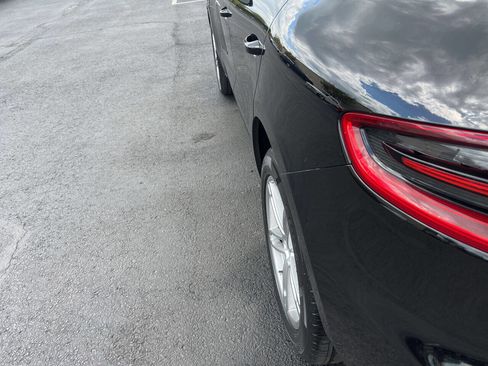 Used 2017 Porsche Macan S image 20