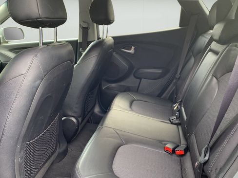Used 2013 Hyundai Tucson GLS FWD image 16