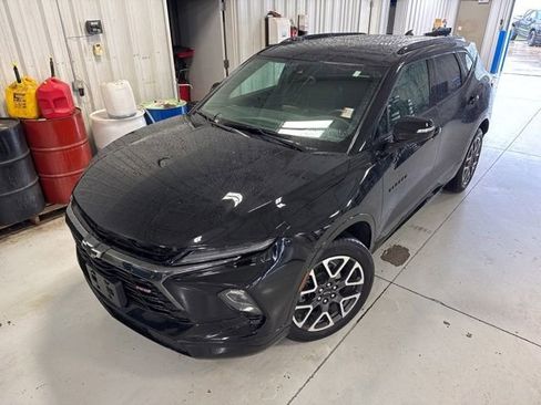 Used 2025 Chevrolet Blazer RS AWD/4WD image 34
