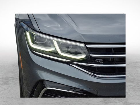 Used 2023 Volkswagen Tiguan SEL R-Line AWD/4WD image 8
