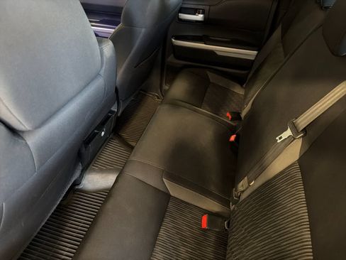 Used 2015 Toyota Tundra SR5 AWD/4WD image 4