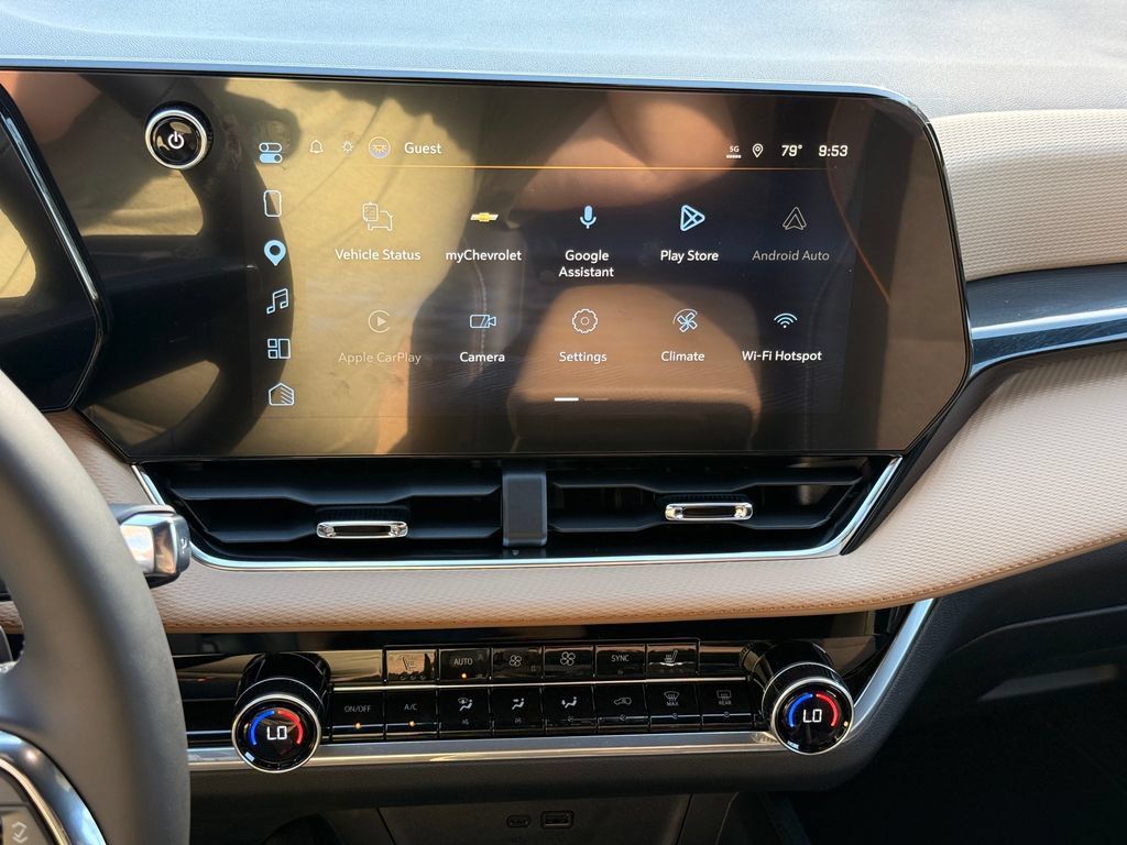 New 2027 Chevrolet Equinox ACTIV w/ Safety and Technology Package FWD image 19