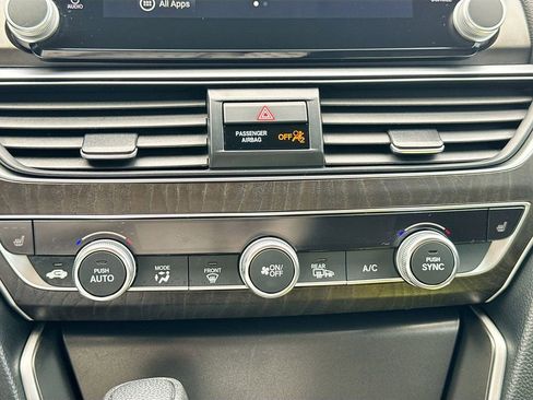 Used 2020 Honda Accord EX image 19