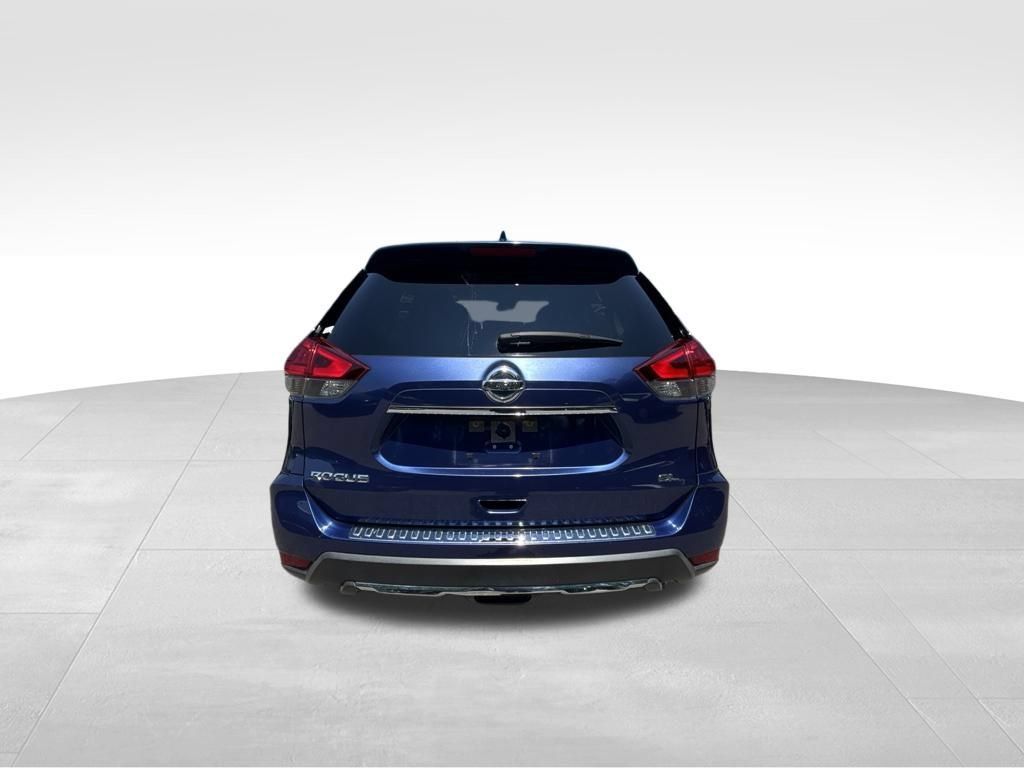 Used 2017 Nissan Rogue SL FWD image 5