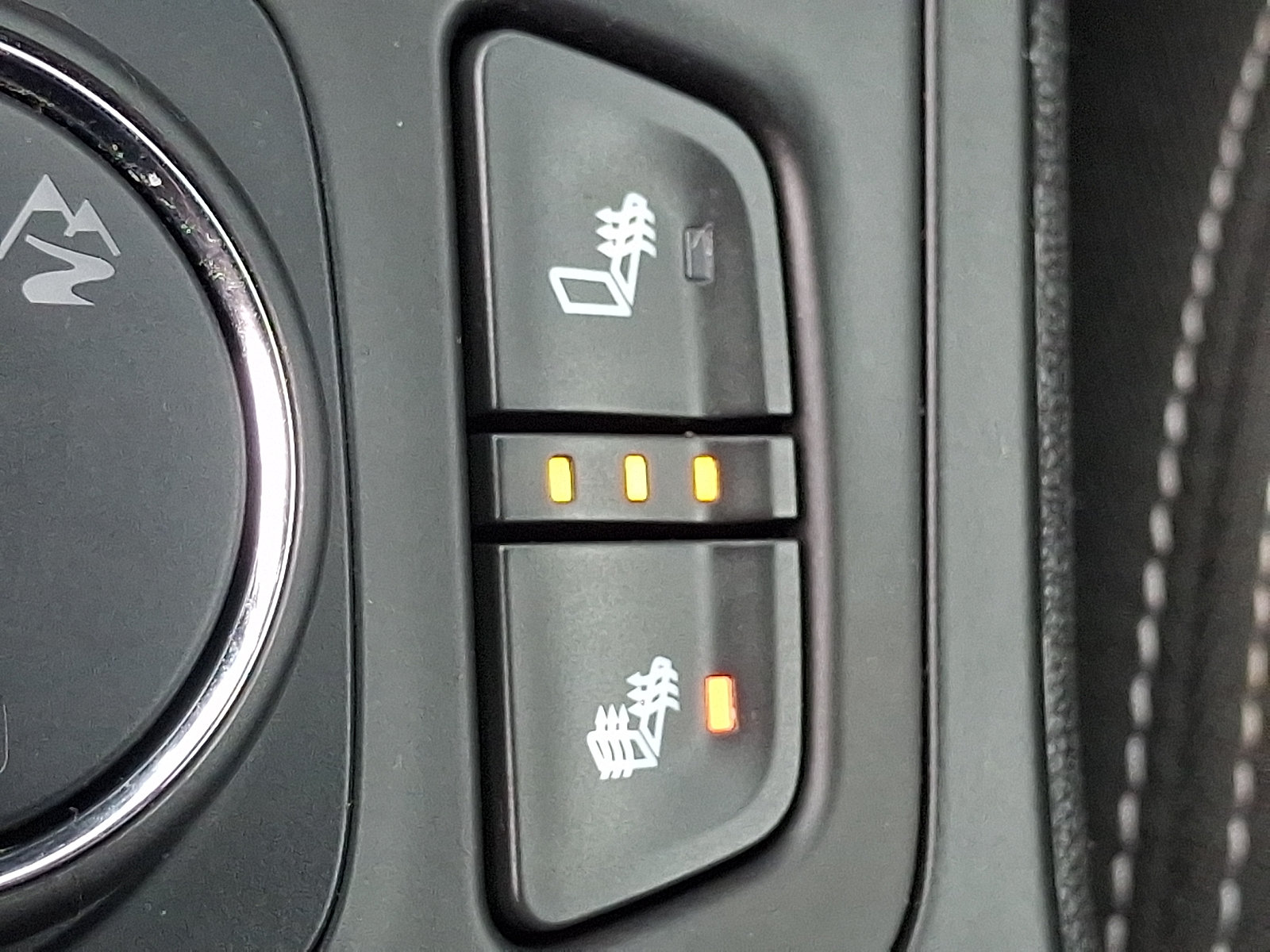 Used 2024 GMC Terrain SLE w/ Driver Convenience Package AWD/4WD image 24