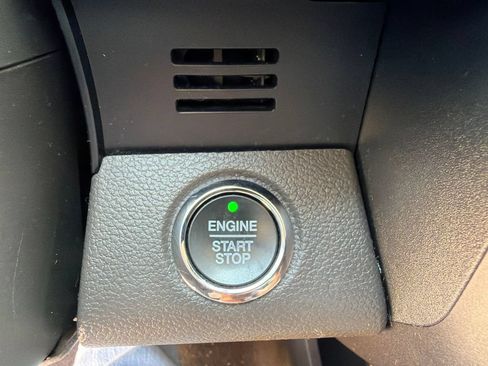 Used 2020 Ford Expedition Limited w/ Equipment Group 302A RWD image 40