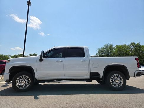 Used 2021 Chevrolet Silverado 2500 High Country AWD/4WD image 31