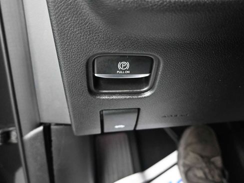 Used 2022 Jeep Grand Cherokee L Limited image 18