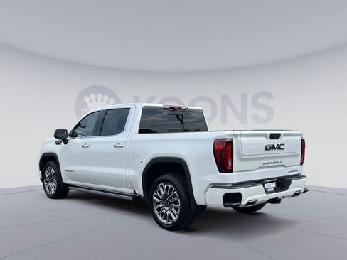 Used 2024 GMC Sierra 1500 Denali Ultimate AWD/4WD image 7