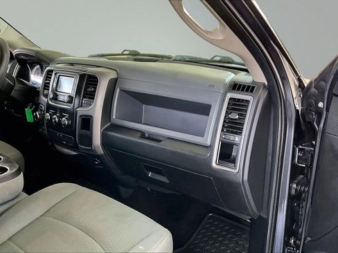 Used 2017 RAM 1500 Express AWD/4WD image 23