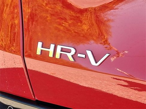 Certified 2025 Honda HR-V EX-L image 32