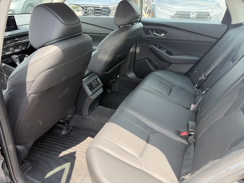 Certified 2025 Honda Accord Touring image 19