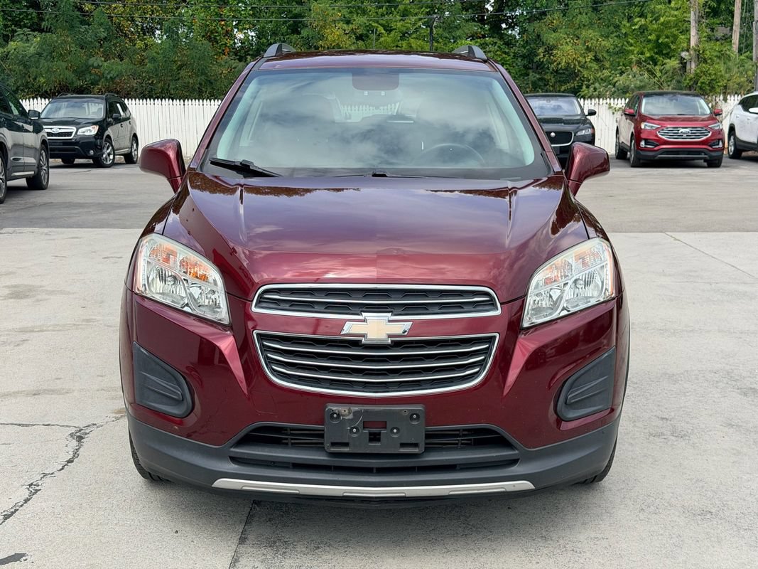 Used 2016 Chevrolet Trax LT w/ LT Convenience Package AWD/4WD image 9