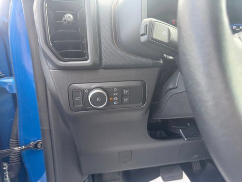Used 2022 Ford Bronco Sport Outer Banks w/ Tech Package AWD/4WD image 22