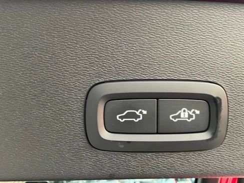 Certified 2023 Volvo C40 P8 Recharge Ultimate AWD/4WD image 26
