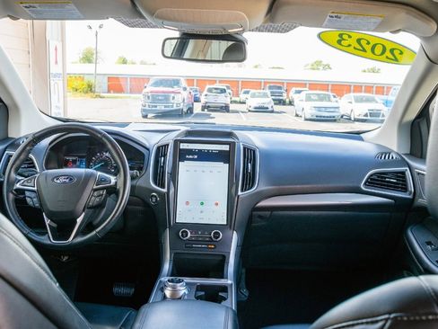 Used 2023 Ford Edge SEL image 33