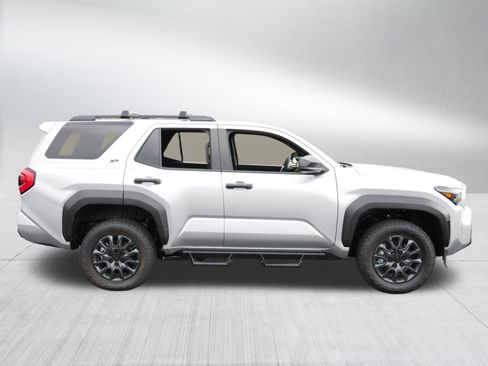 Certified 2025 Toyota 4Runner SR5 image 8