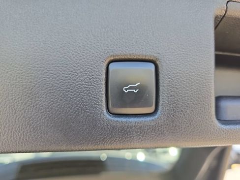 Certified 2023 Ford Escape Active w/ Tech Pack #1 AWD/4WD image 9