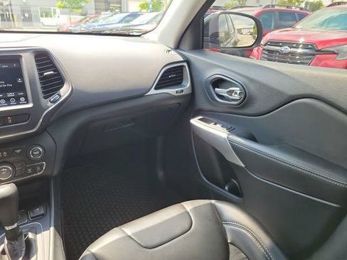 Certified 2022 Jeep Cherokee Latitude AWD/4WD image 19