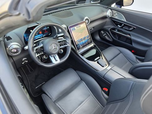 Used 2022 Mercedes-Benz SL 63 AMG 4MATIC image 13