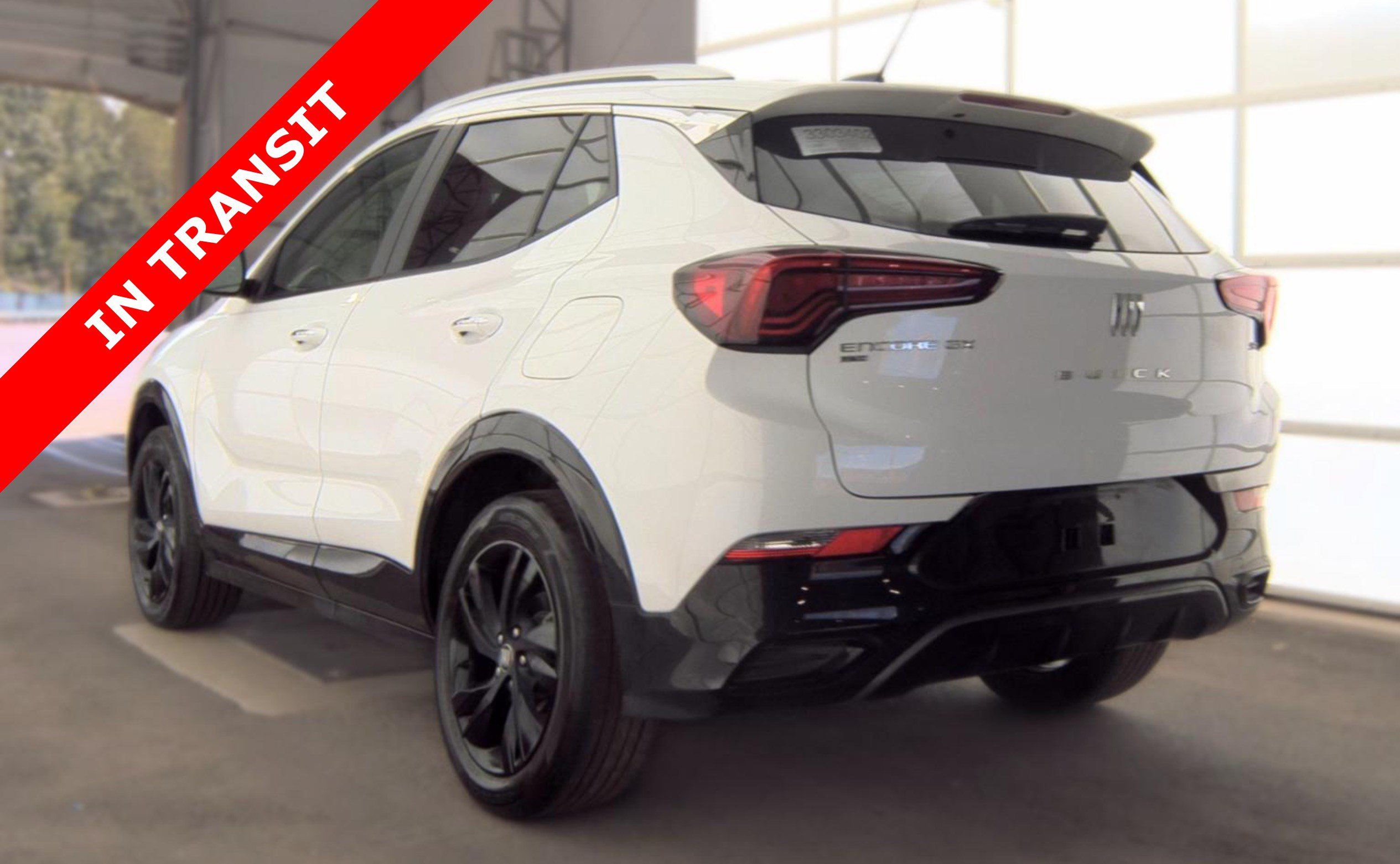 Used 2024 Buick Encore GX Sport Touring AWD/4WD image 4