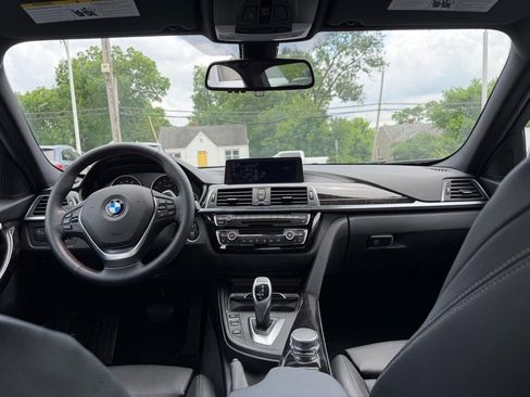 Used 2018 BMW 330i xDrive Sedan w/ Convenience Package AWD/4WD image 20